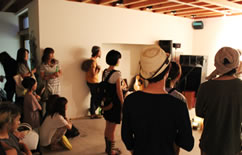 LIVE photo