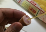 ウインナーにパスタを刺す⁈