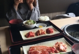 肉〜🍖