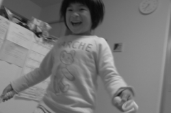 家の中でやってはいけない遊び①