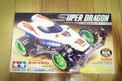 30年ぶりに、「ミニ四駆」を組み立ててみた